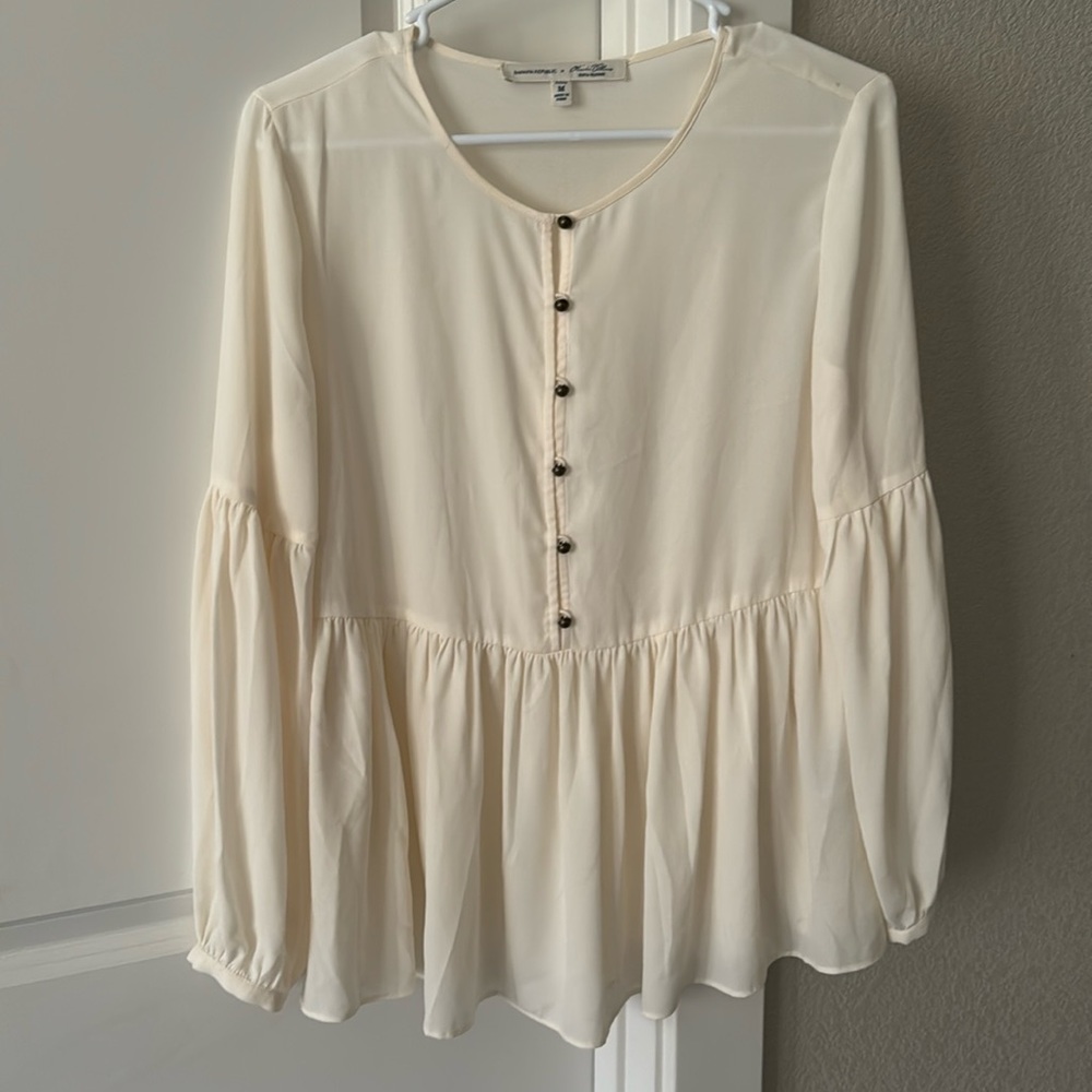 Banana republic loose flowy cream blouse